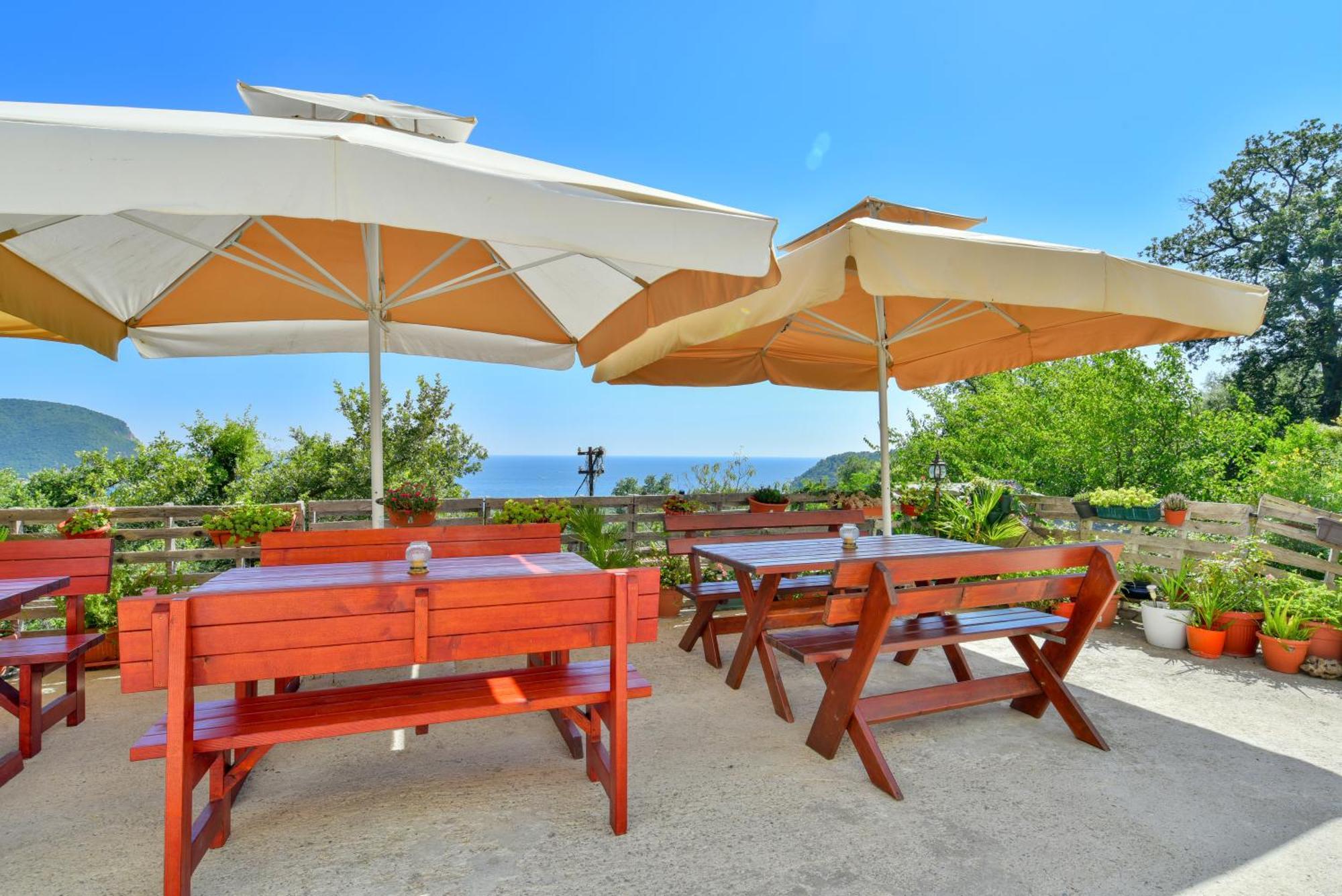 Pataki Studios Petrovac na moru Exterior foto