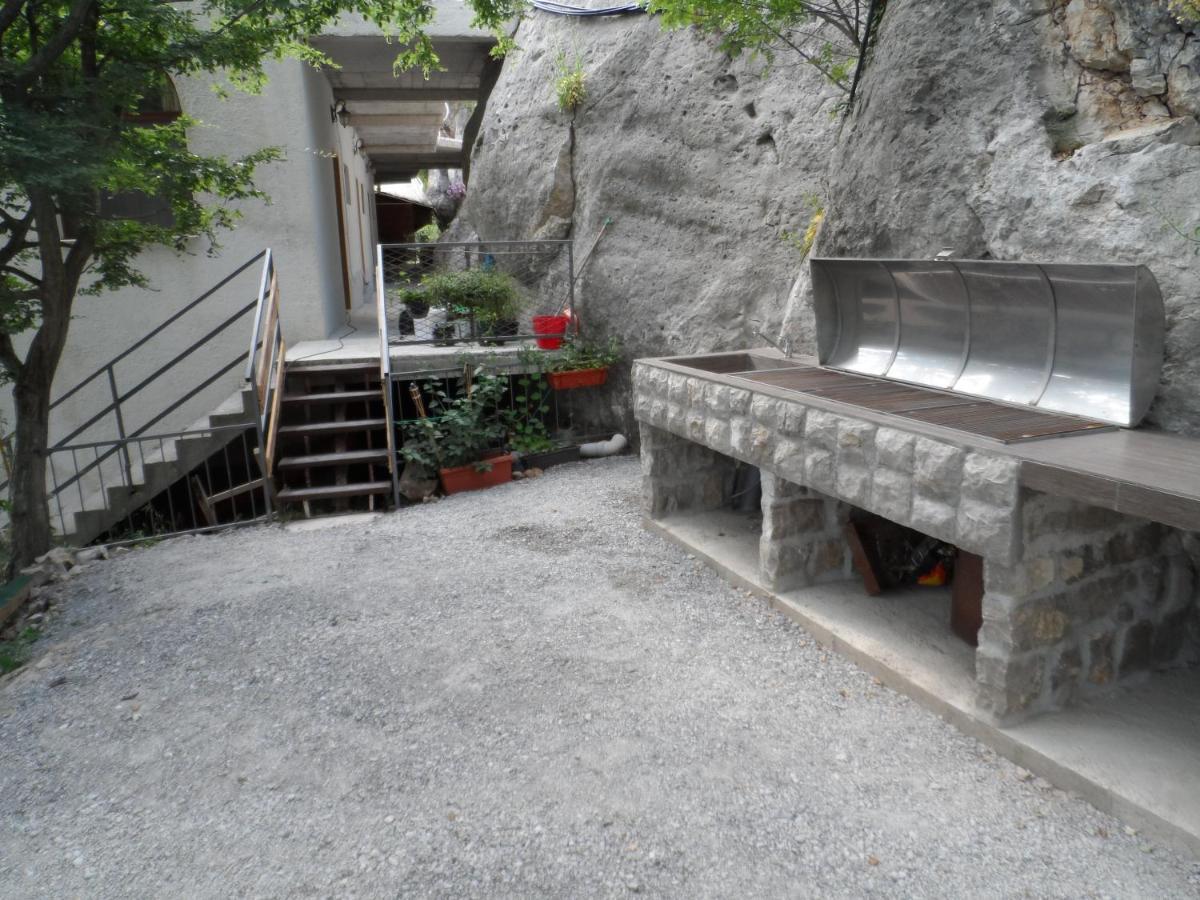 Pataki Studios Petrovac na moru Exterior foto