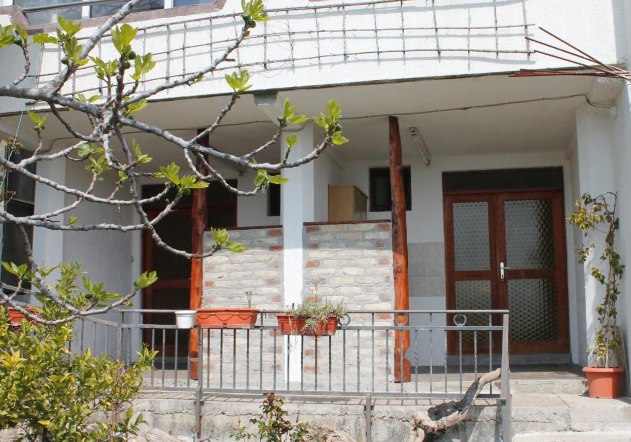 Pataki Studios Petrovac na moru Exterior foto